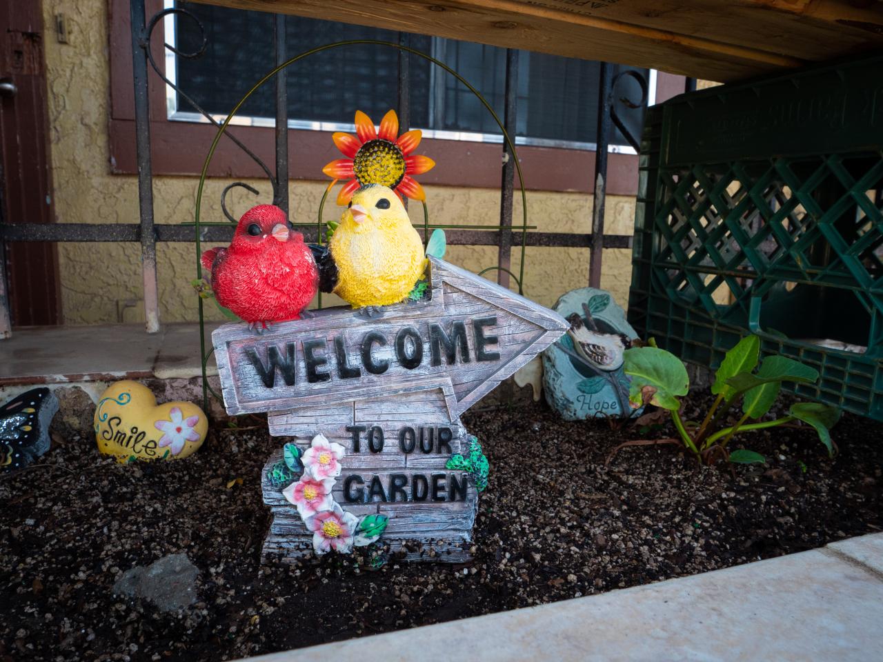 Welcome sign outside of a family's home